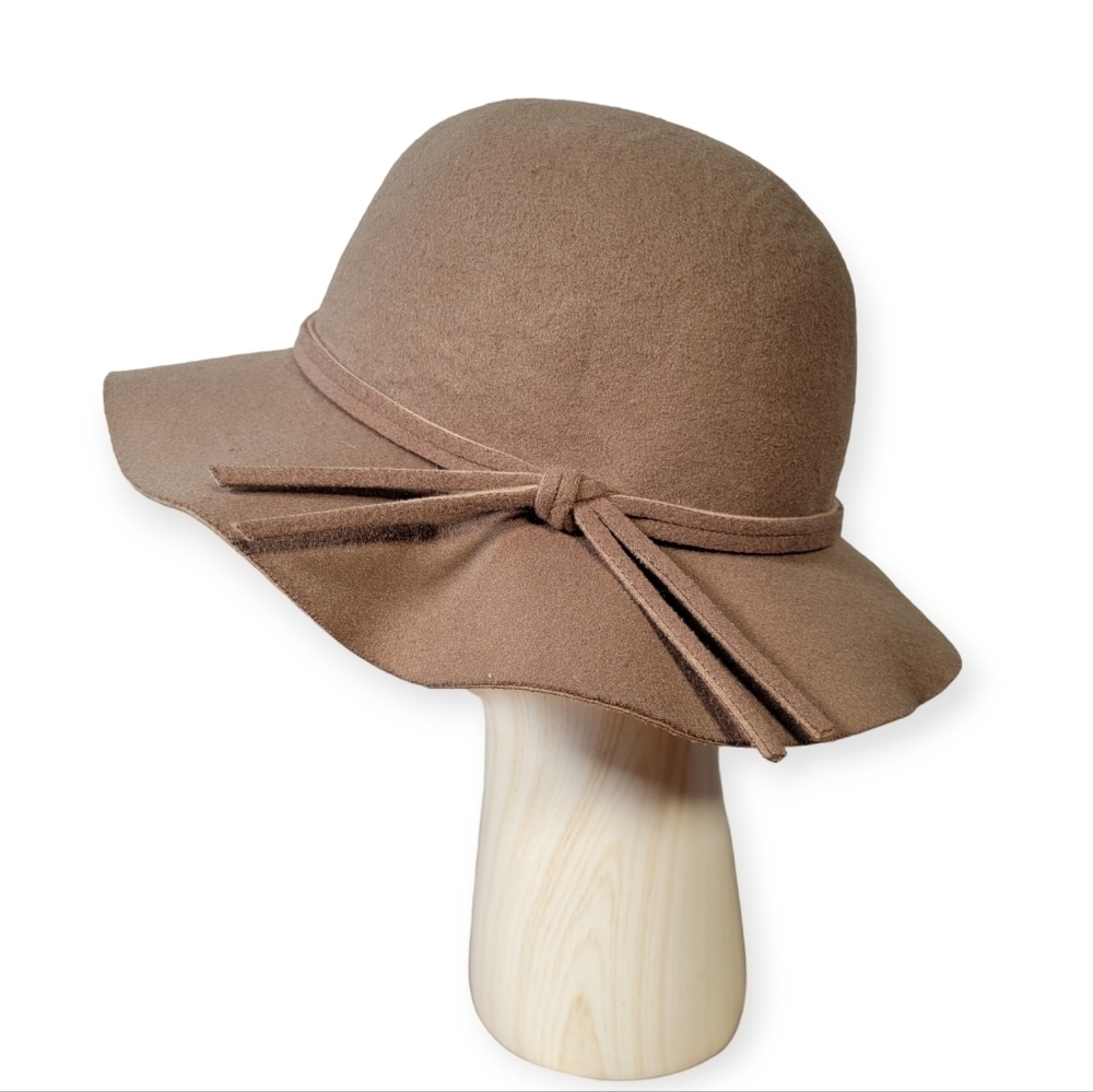 Brown hat Floppy Wave Brim with Decorative Tie Womens